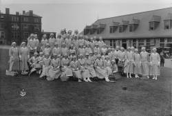 #6295 Nurses, Portland, ca. 1918