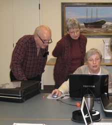 (L to R) Bruce Thurlow, Mary Pickard and Flo Maguire, Scarborough       Historical Society Representatives